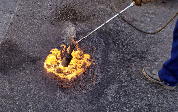 Geary flat roofing repairs